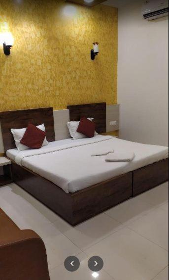 7Bhk Villa With Wonderful View And Good Food Lonavla Zewnętrze zdjęcie